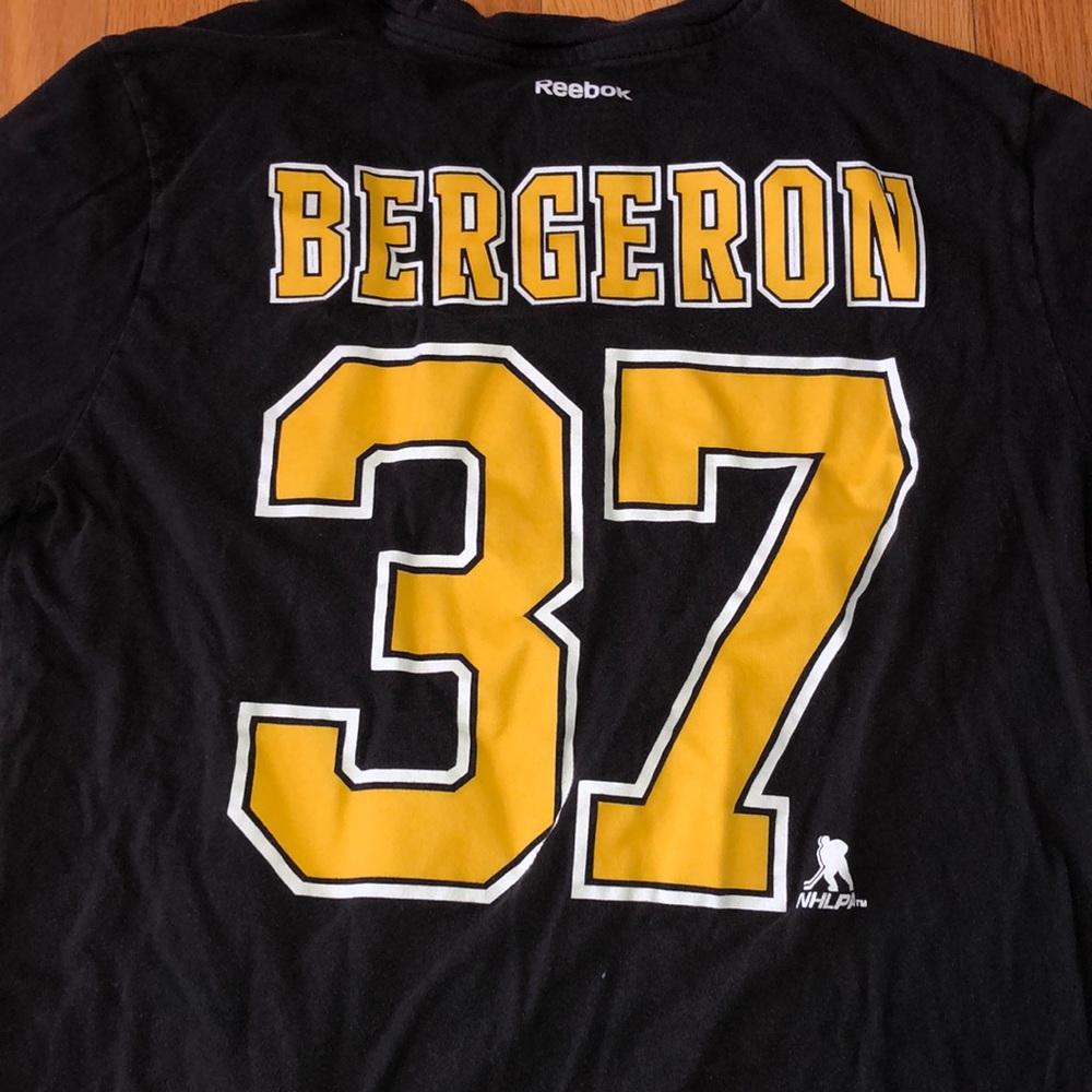 Bruins Bergeron tee